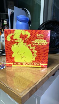 Pokémon TCG Vivid Voltage Elite Trainer Box ETB Pikachu Factory Sealed 2020