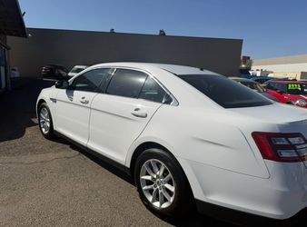 2018 Ford Taurus