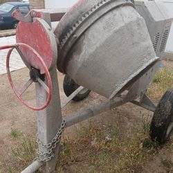 Whiteman Concrete Mixer 