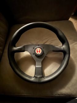 Momo steering wheel/quick  release set up