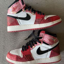 Jordan Retro 1 "Spider Man Across The Spider Verse" Size 6y
