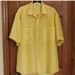 Men's Yellow 100% Silk Short Sleeve Button Down Shirt Size M
