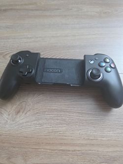 Nacon MG-X Pro mobile gaming controller