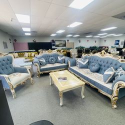 Classic Blue Set 3PC New In Box Free Delivery