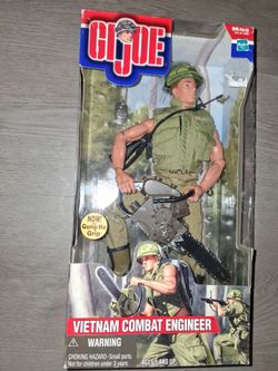 2000 GI JOE ACTION FIGURE BRAND NEW ASKING FOR  $40.00