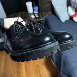 BLACK BOOTS /DRESS SHOES