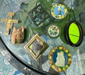 Small wall hangings