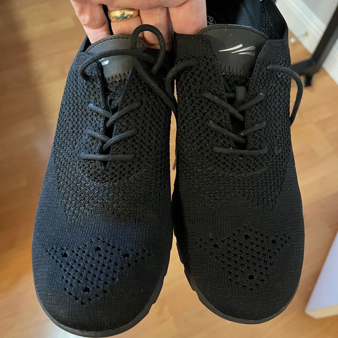 Women s Bass Propel Absorb Sneakers Size 9.5 for Sale in Stanton CA OfferUp