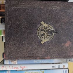 Rise of the Tomb Raider PS4 - 20 Year Celebration Edition
