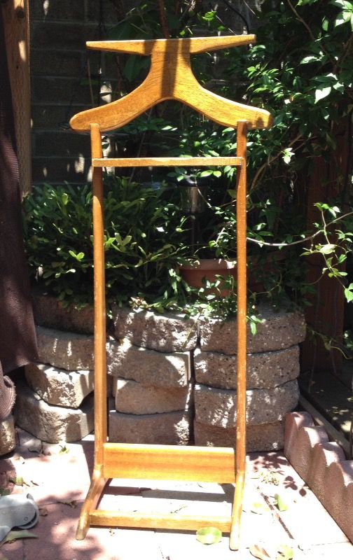 Vintage Maple Wood Men's Suit Valet Butler Stand Caddy Clothes Hanger Garment Rack