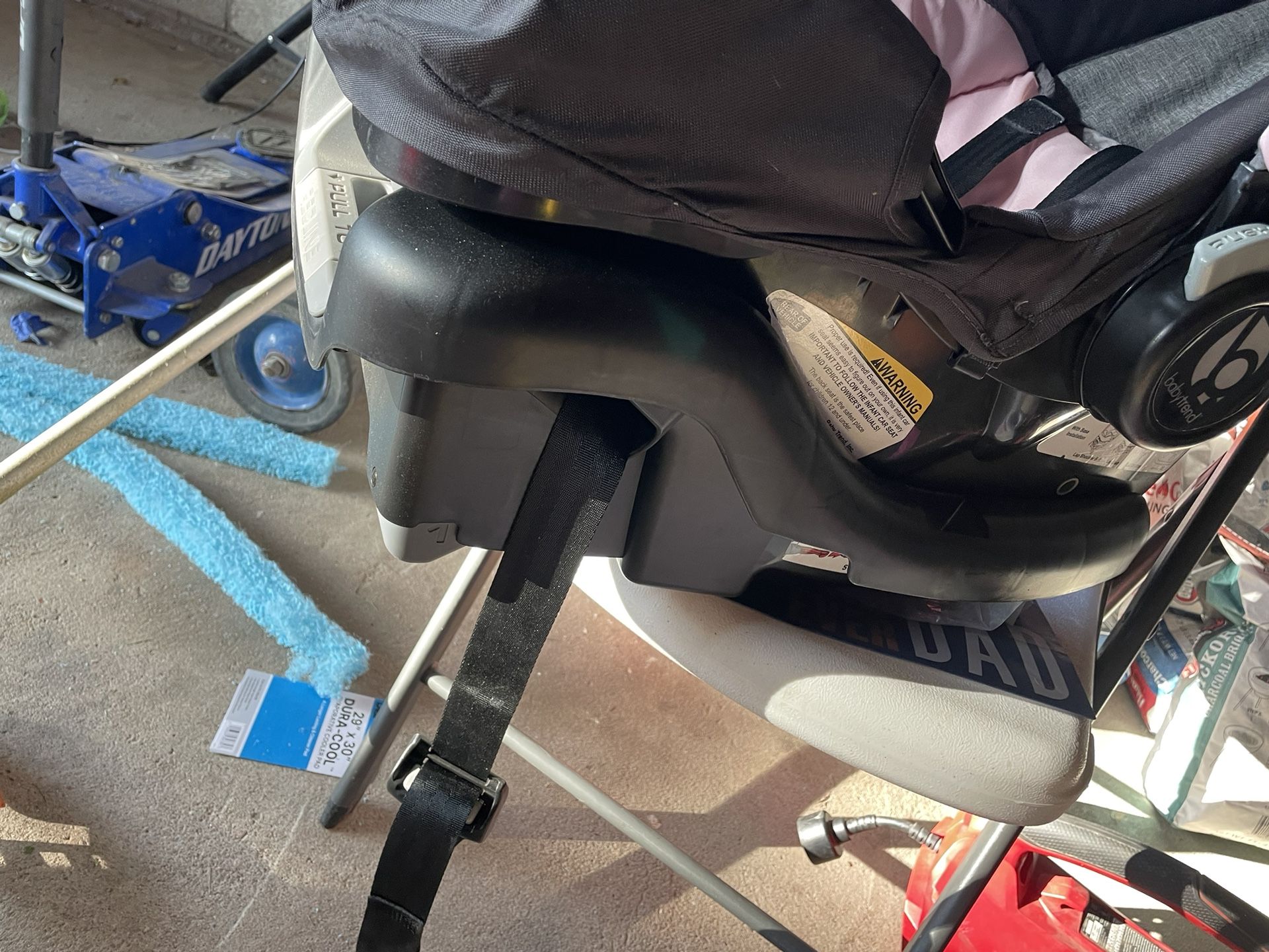 Baby Trend Car seat w/ Base