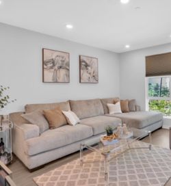 Sectional Sofa with Oversized Chaise