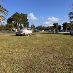 Commercial lot For Sale