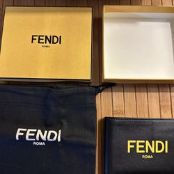 FENDI LOGO WALLET