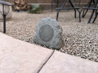 2 Garden Speakers