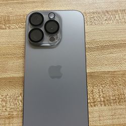 iPhone 15 Pro (unlocked)
