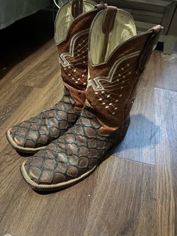 Fish boots