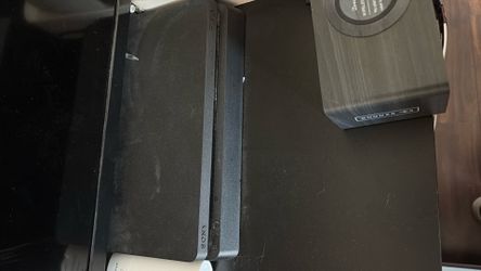 PS4 With 3 Controllers And Double Charger And Headset