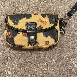 Dooney & Brouke Wristbag