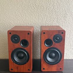 Bluetooth Bookshelf Speakers