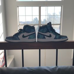 Women’s Air Jordan 1 High OG 