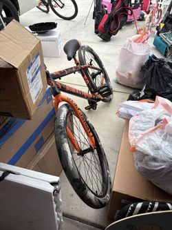 orange blocks flyer (SE bike)