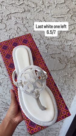 Women sandals