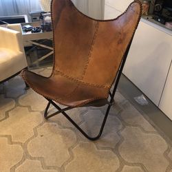 Leather Butterfly chair braided edges