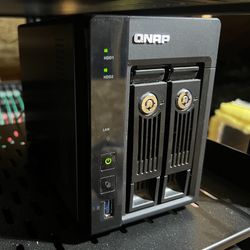QNAP TS-253A (2 bay nas) with 8tb WD HDD