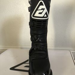 AR1 Motorcycle Boots Size 8
