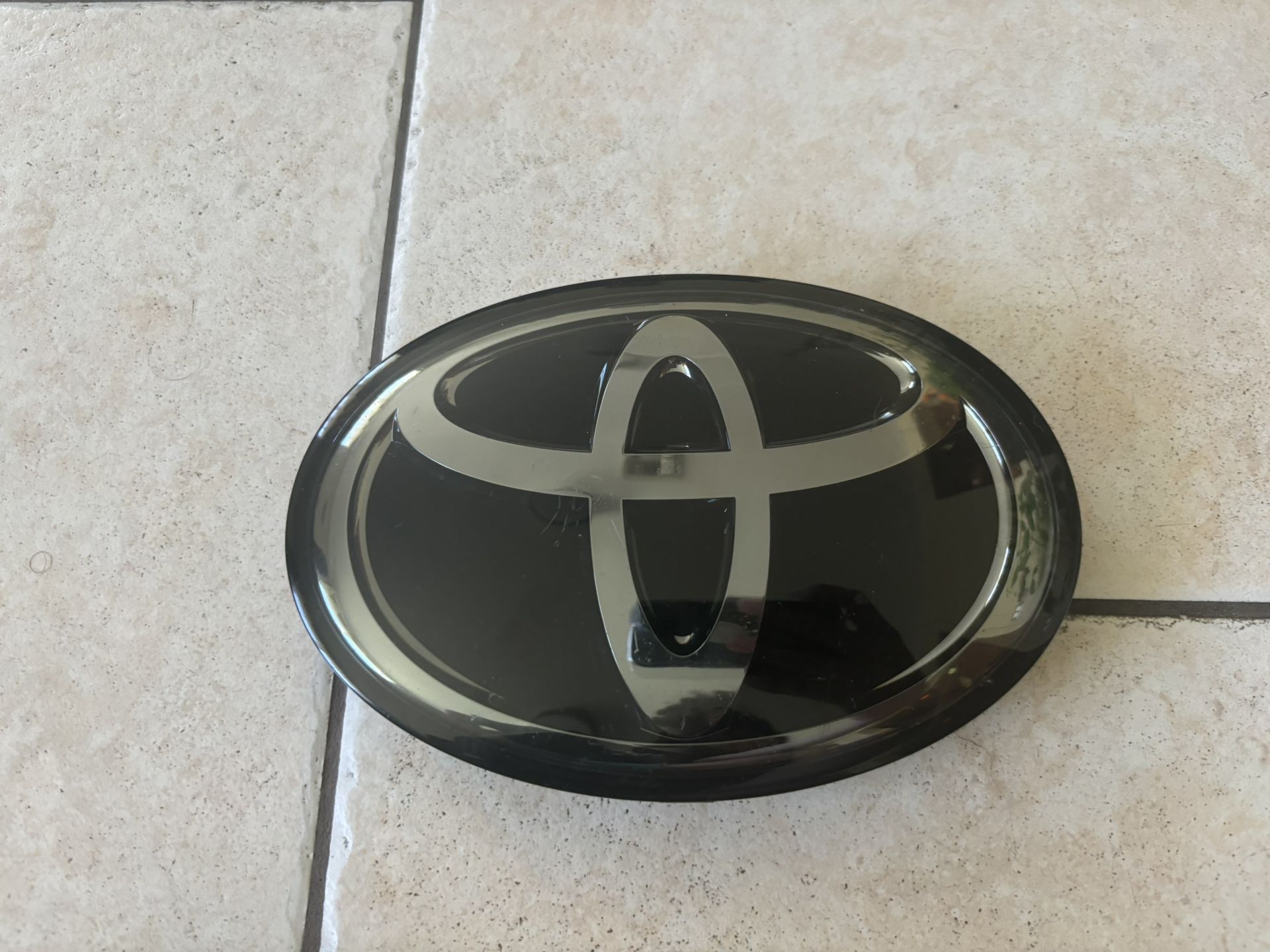 Front Grille Emblem Decoration For Tacoma Land Cruiser Tundra 190mm