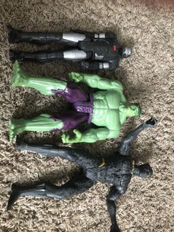 Super HeroFigurines