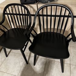 Hughes 24" Wide Windsor Solid Wood Dining Chairs With Armrests (Set of 2)