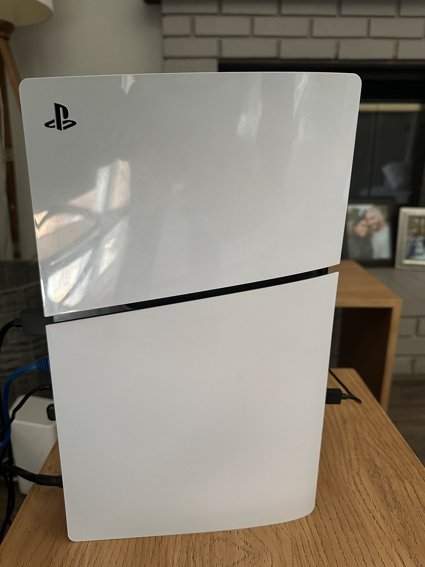 PS5 Slim bundle (Not The Digital Version)