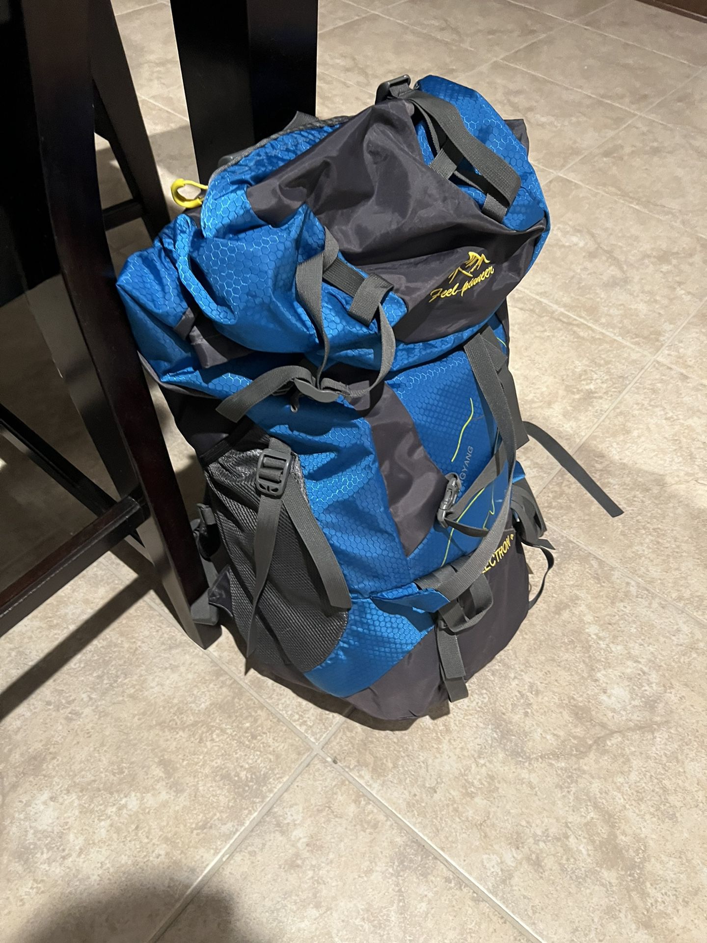 Be pioneer Travel Backpack
