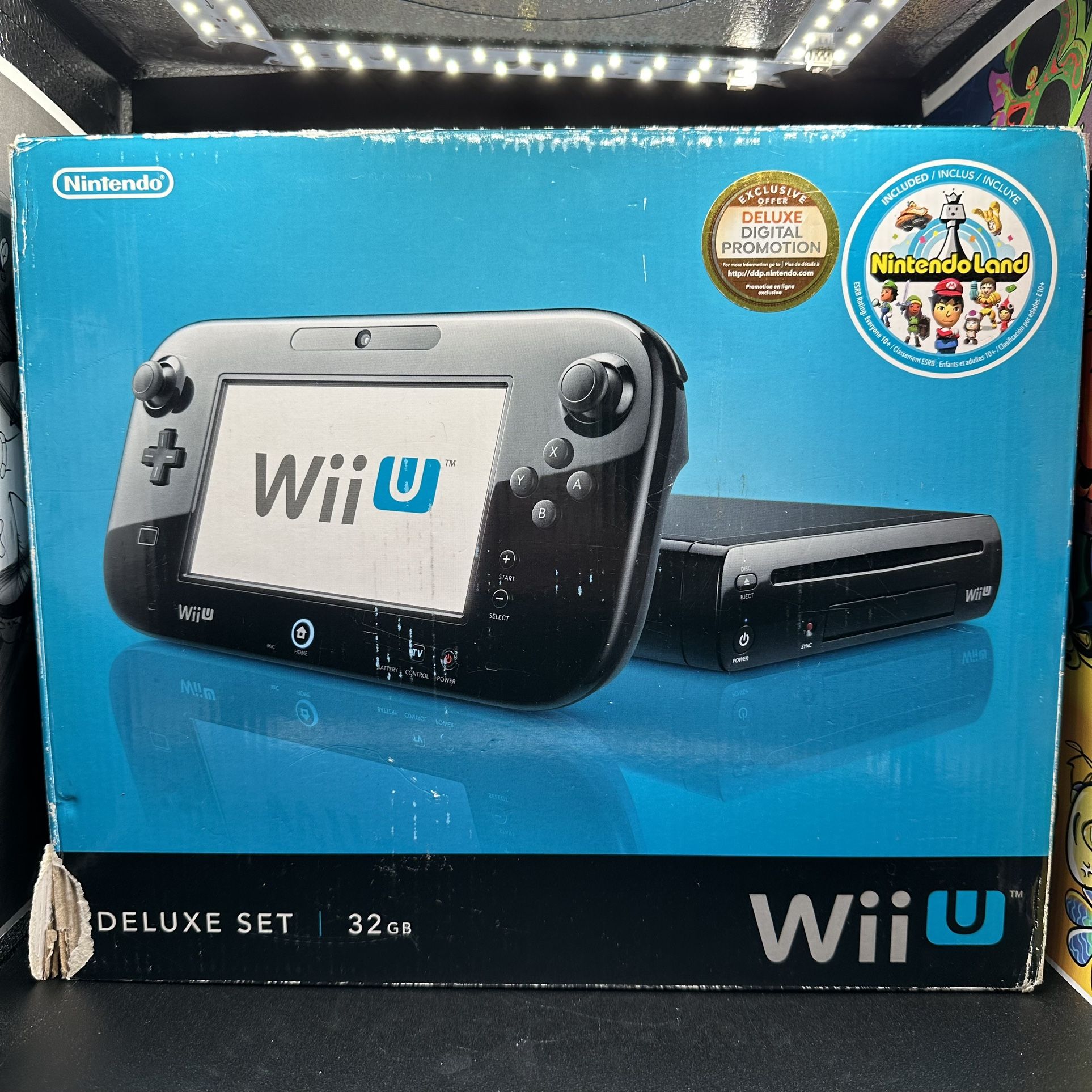 Nintendo Wii U 32GB Console Deluxe Set Bundle - Black