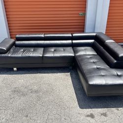 Sectional Sofa 