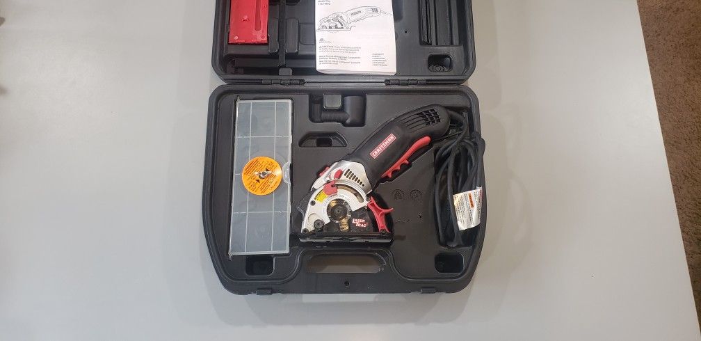 Craftsman 3" Circular Saw With Case
