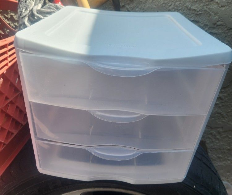 3 Drawer Plastic Storage
