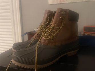 New (out Of Box) Hilfiger Rain Duck Boots