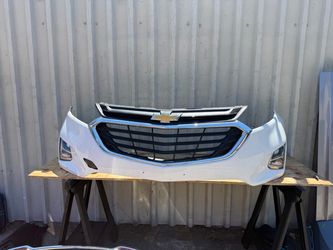 2018 2019 2020 2021 Chevy Chevrolet equinox front bumper with grille and fog light fog lamp right and left OEM