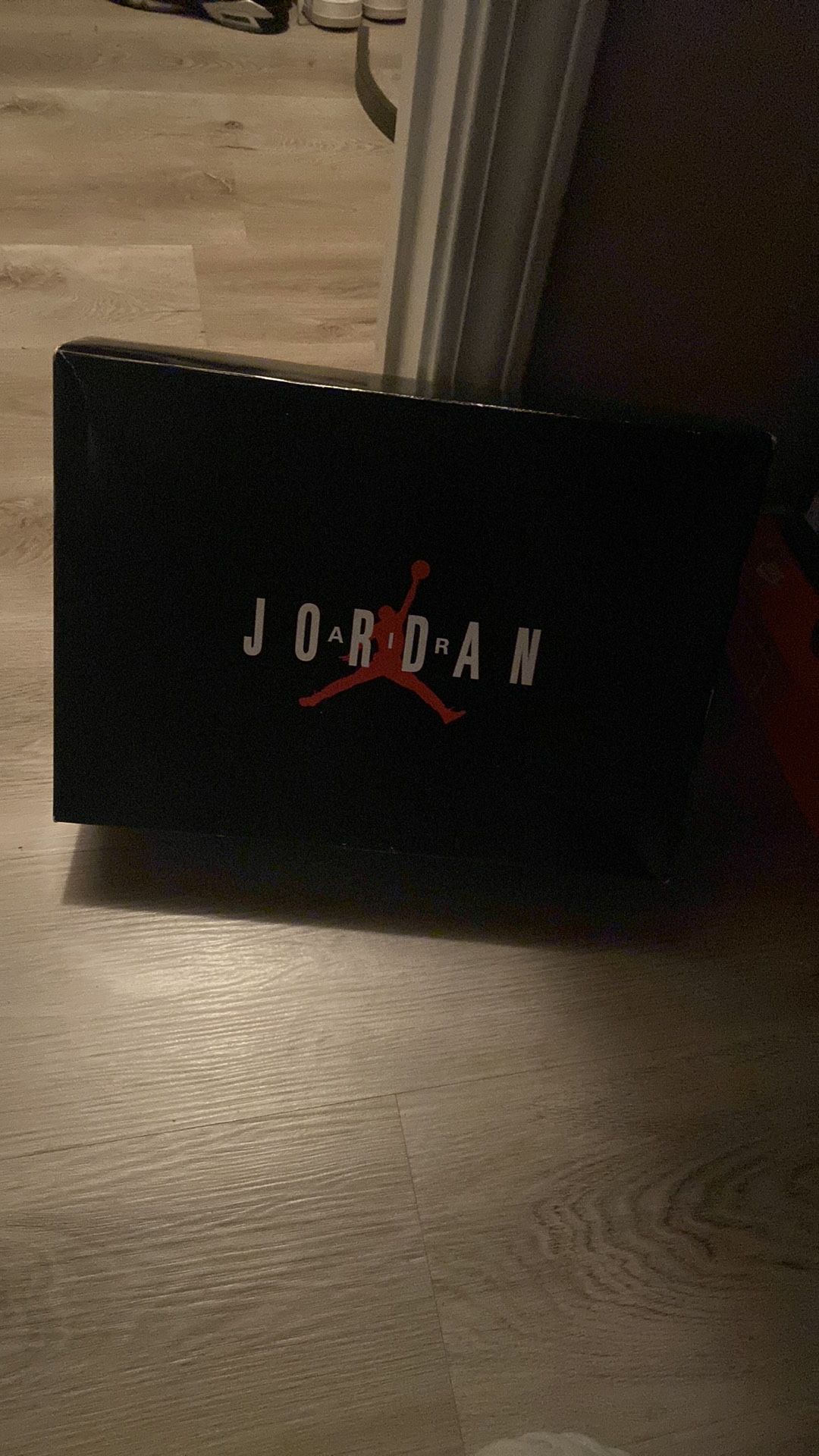 Jordan 11 ‘Cherry’ Size 7 in Men’s