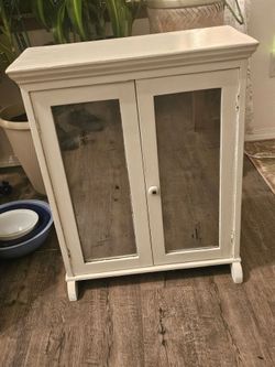 Vintage Shabby chic mirrored cabinet