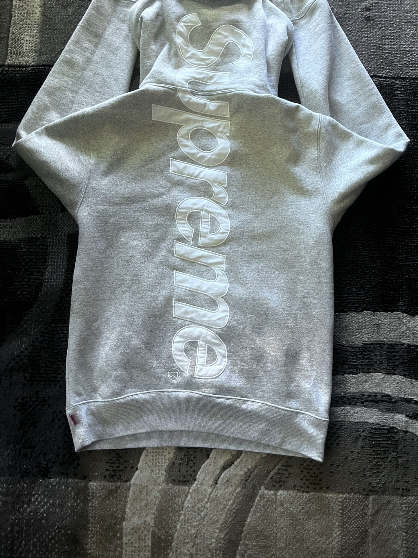 Supreme Hoodie