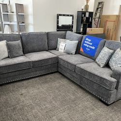 🔥 Stylish Gray Sectional – Just $1299! 🛋️