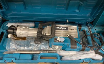Makita HM1304B 35 lb Electric Demolition Hammer Jackhammer Tool 1-1/8" Hex + Case, Bit