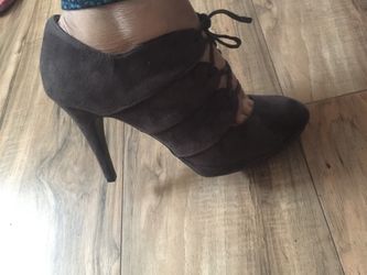 $3 size 9