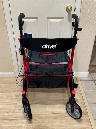 Brand New Drive Medical Foldable Lightweight Rollator Walker 18” Wide Seat