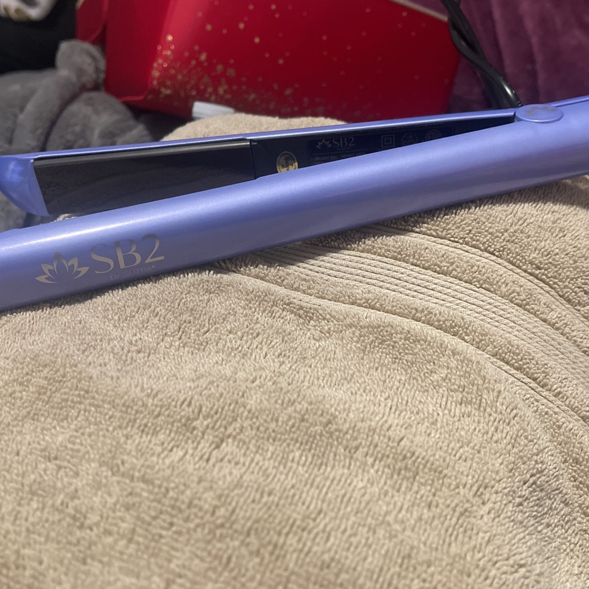 SB2 Flat Iron /Hair Straightener