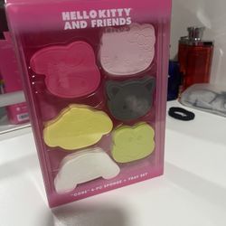 Hello Kitty Make Up Sponges 